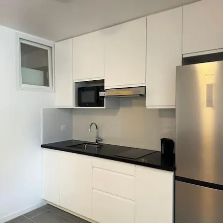 Moderne Avec Balcon Proche De Paris Lejlighed Aubervilliers