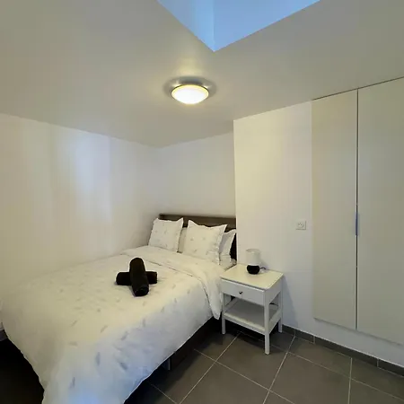 Lejlighed Moderne Avec Balcon Proche De Paris *
