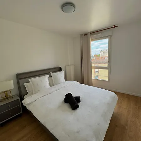 Moderne Avec Balcon Proche De Paris Lejlighed